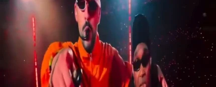 Bad Bunny y Sech, en el segundo concierto de Bad Bunny en Lisboa. Bad Bunny y Sech, en el segundo concierto de Bad Bunny en Lisboa.