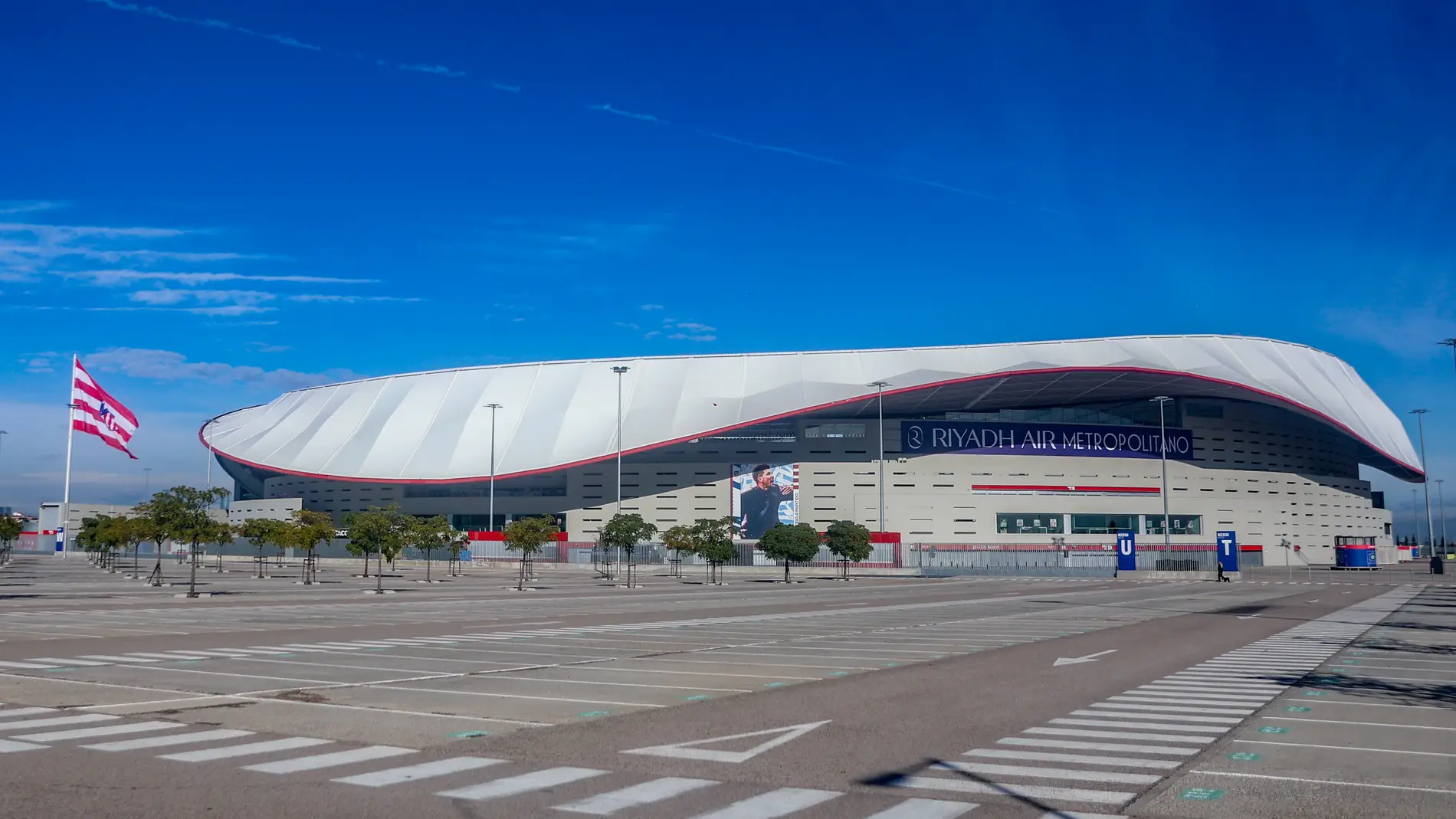 Exterior del Estadio Riyadh Air Metropolitano Exterior del Estadio Riyadh Air Metropolitano
