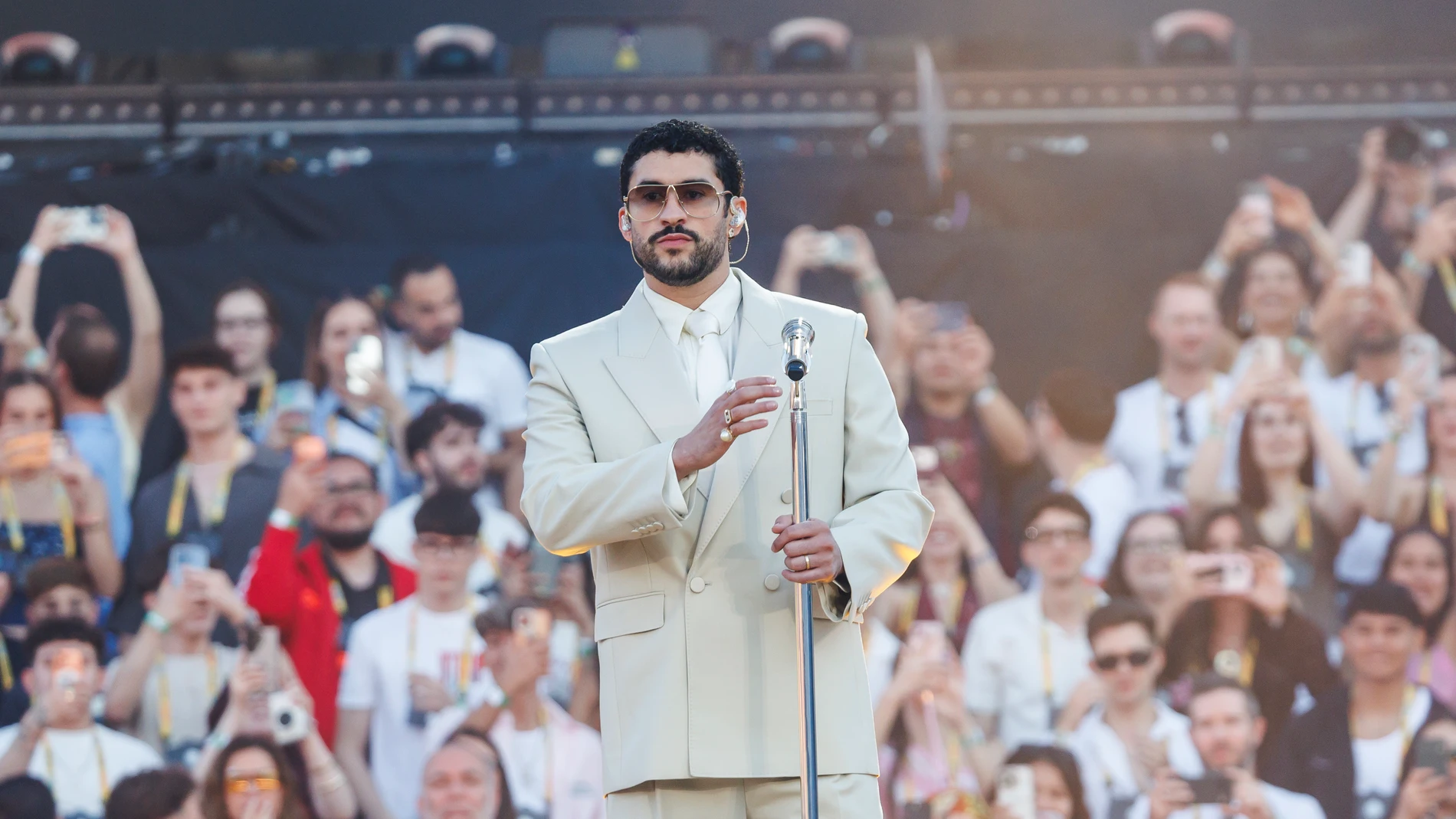 Bad Bunny actuando en Barcelona Bad Bunny actuando en Barcelona