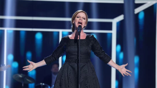 Apoteósico: Martín Savi impacta como Adele con ‘Rolling in the deep’ 