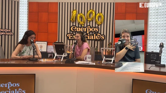 Espido Freire, con Eva Soriano en 'Cuerpos especiales' Espido Freire, con Eva Soriano en 'Cuerpos especiales'