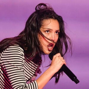 Olivia Rodrigo sorprende en el Primavera Sound de Barcelona con Robert Smith Olivia Rodrigo sorprende en el Primavera Sound de Barcelona con Robert Smith