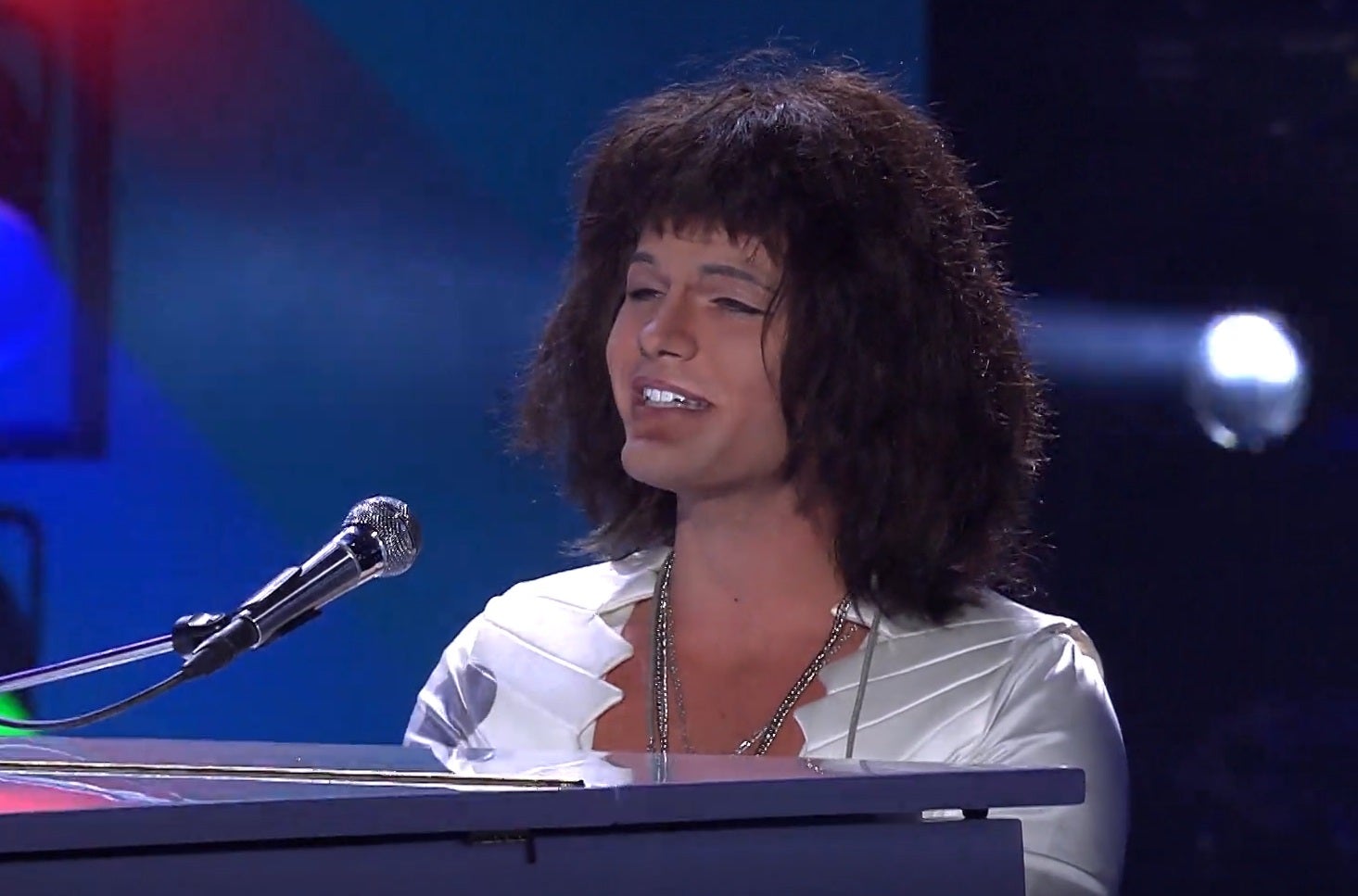 Martín Savi como Freddie Mercury en la Gala 9 de 'Tu cara me suena 13' Martín Savi como Freddie Mercury en la Gala 9 de 'Tu cara me suena 13'