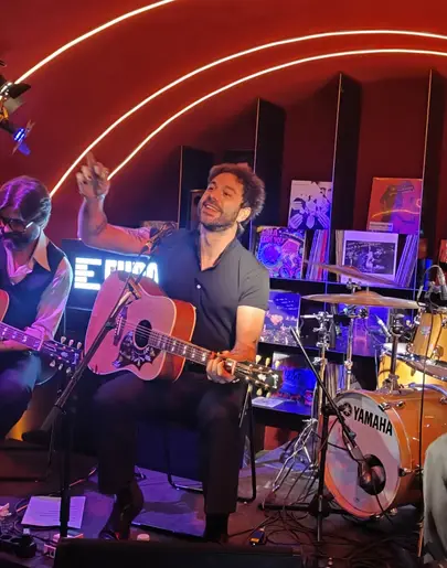 Viva Suecia en Local de Ensayo Europa FM Viva Suecia en Local de Ensayo Europa FM