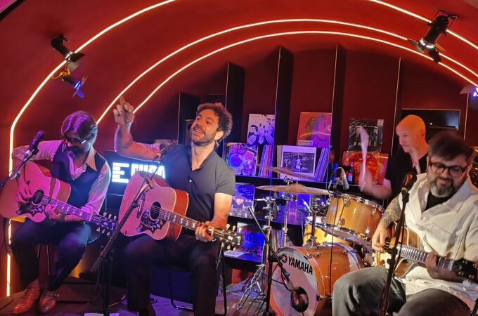 Viva Suecia en Local de Ensayo Europa FM