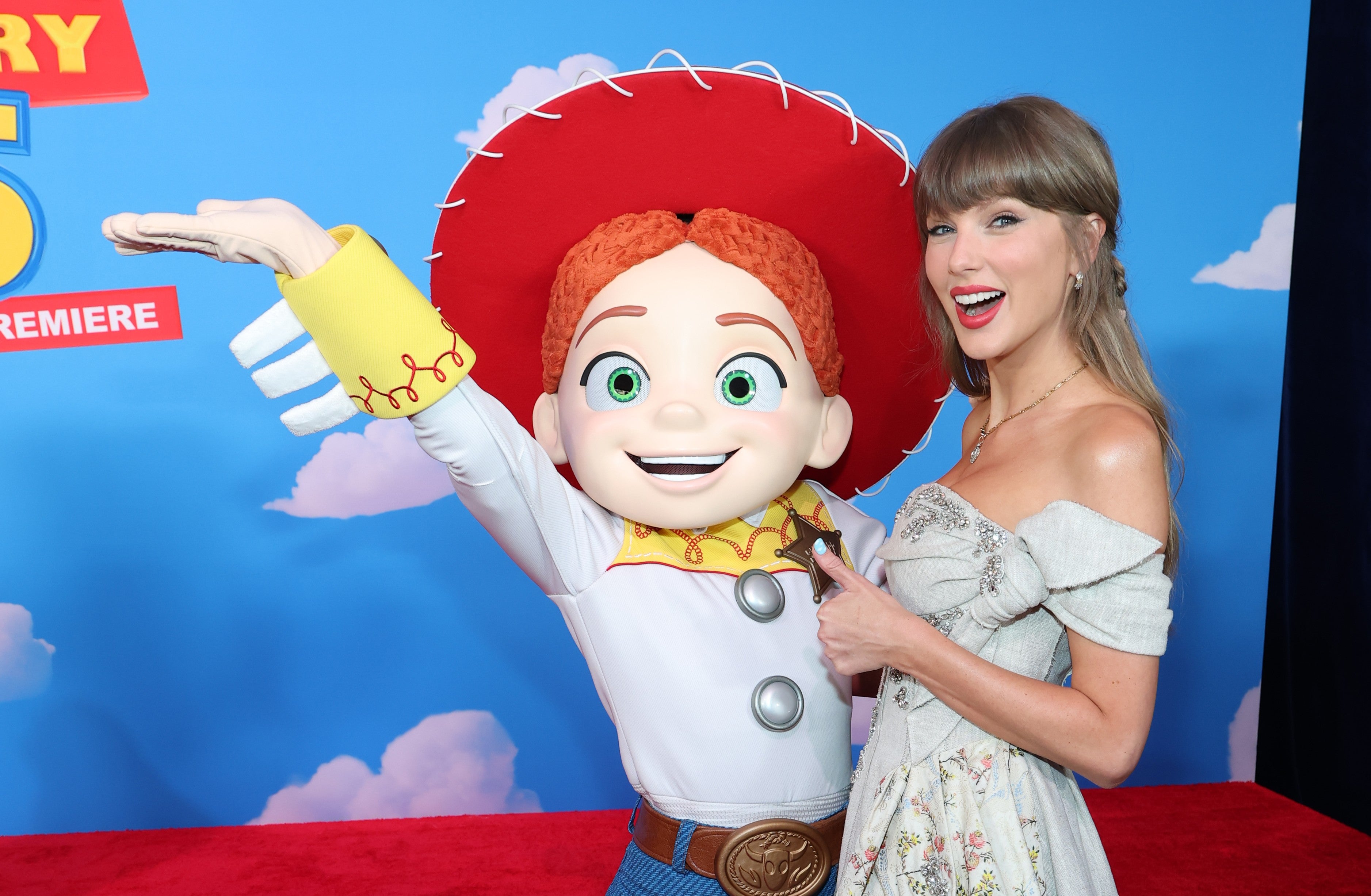 Taylor Swift en la premiere de 'Toy Story 5' Taylor Swift en la premiere de 'Toy Story 5'