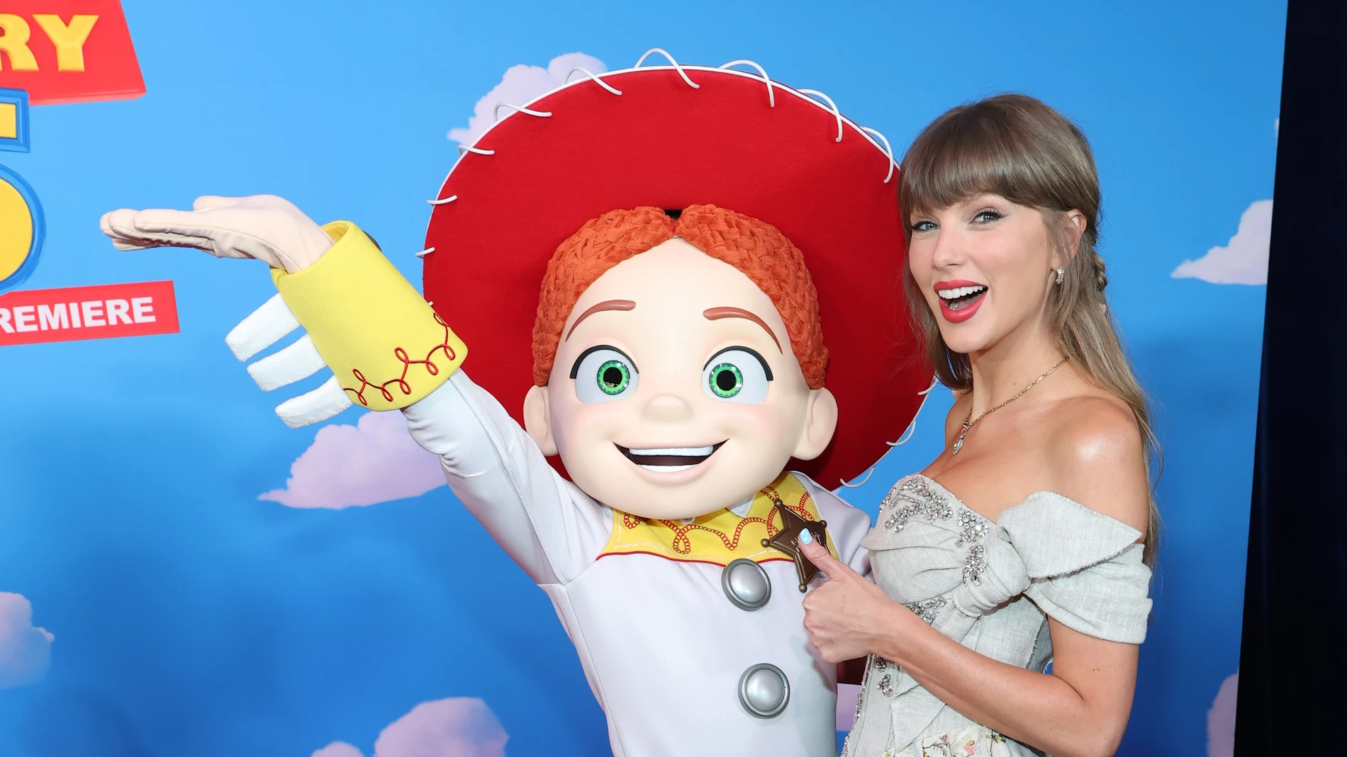 Taylor Swift en la premiere de 'Toy Story 5' Taylor Swift en la premiere de 'Toy Story 5'