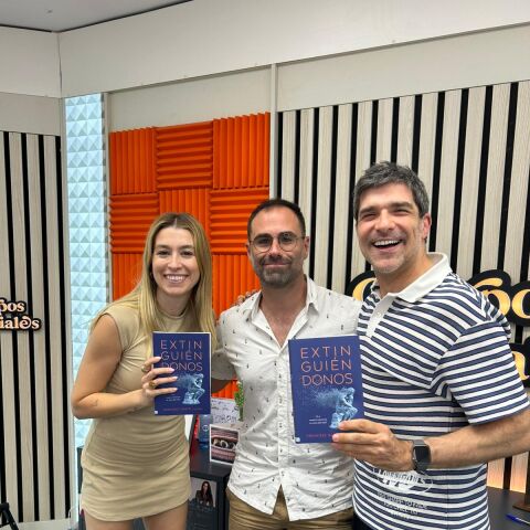Francesc Gascó con Eva Soriano y Nacho García en 'Cuerpos especiales'