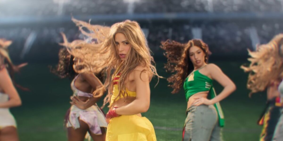 Shakira, en el videoclip de 'Dai Dai'