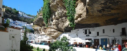 Setenil de las Bodegas (Cádiz) Setenil de las Bodegas (Cádiz)