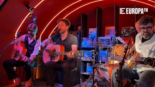 Una versión de Oasis, el consejo de Mikel Erentxun a Rafa y el cameo de Canco Rodríguez: Viva Suecia se lo goza en Local de Ensayo Europa FM Una versión de Oasis, el consejo de Mikel Erentxun a Rafa y el cameo de Canco Rodríguez: Viva Suecia se lo goza en Local de Ensayo Europa FM