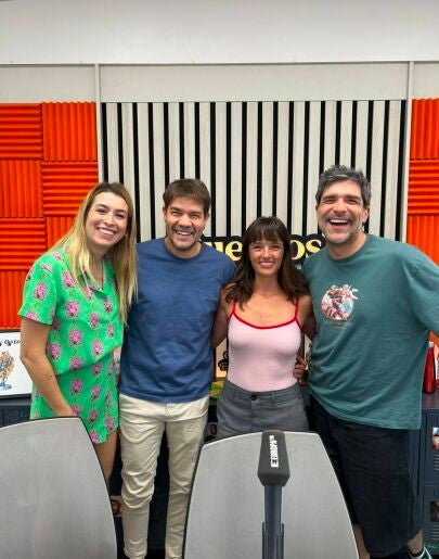 Susana Abaitua y Juan Dávila en Cuerpos especiales