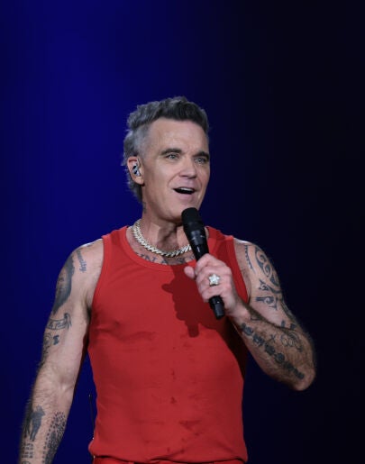 Robbie Williams arrasa en el BBK con reacción a la victoria de España contra Bélgica en el Mundial