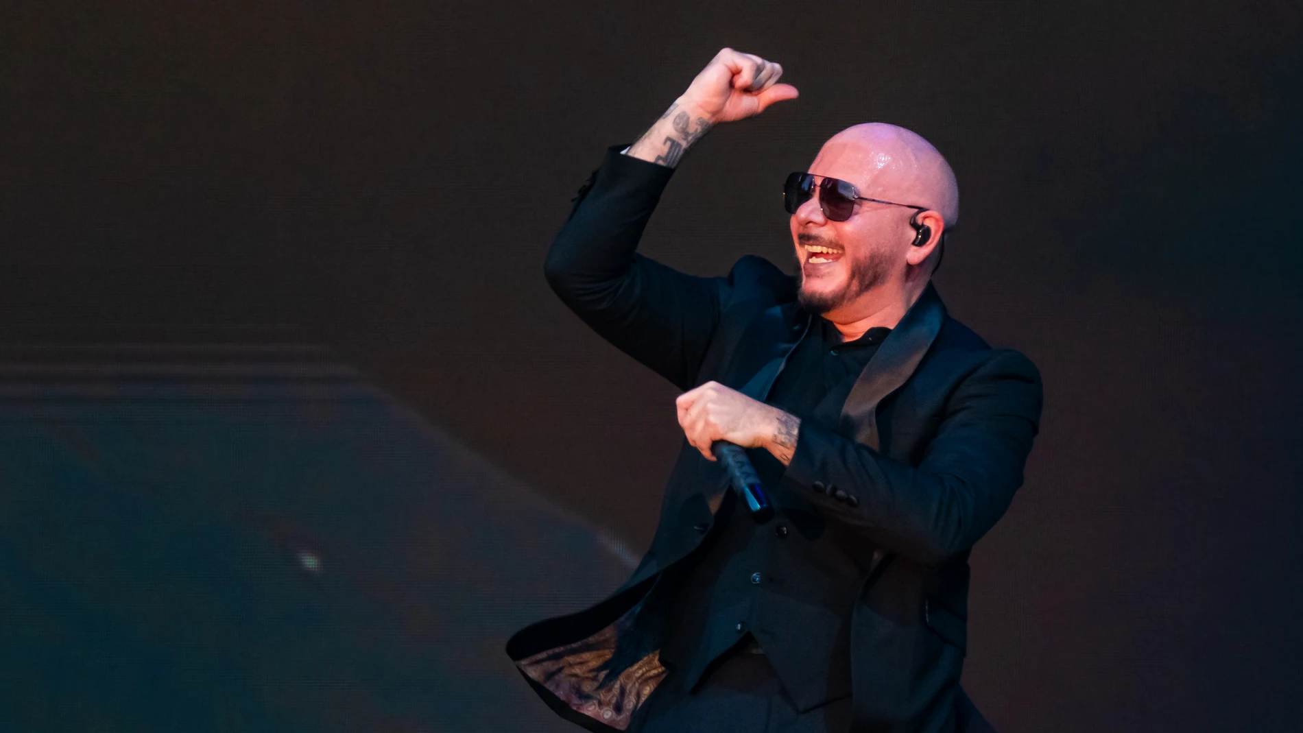 Pitbull en su concierto en Londres Pitbull en su concierto en Londres