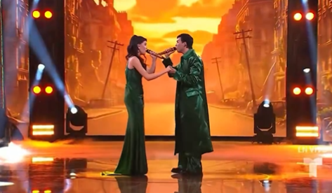 Amalia y Guido cantan 'Die With A Smile' en OT USA Amalia y Guido cantan 'Die With A Smile' en OT USA