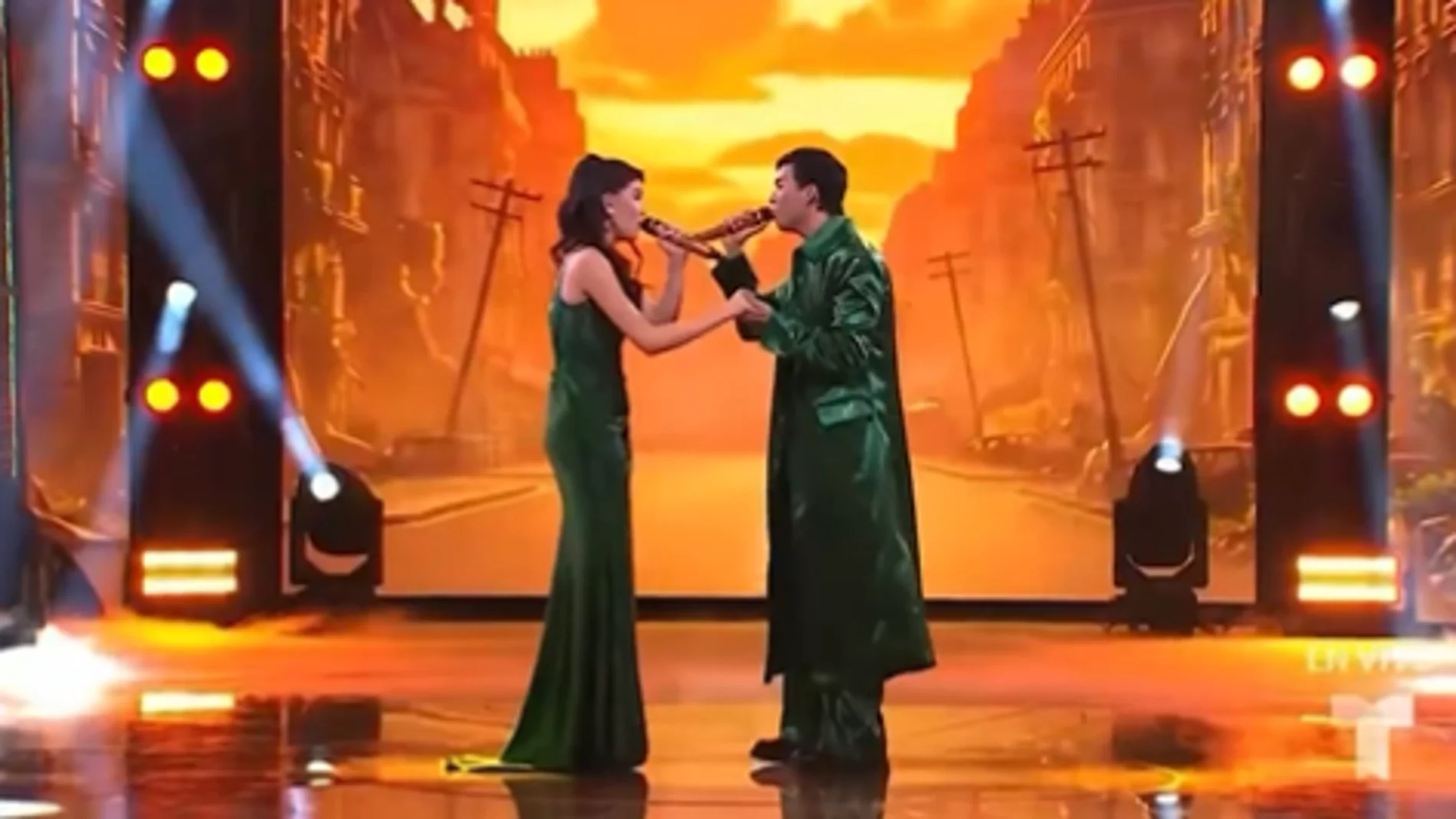 Amalia y Guido cantan 'Die With A Smile' en OT USA Amalia y Guido cantan 'Die With A Smile' en OT USA