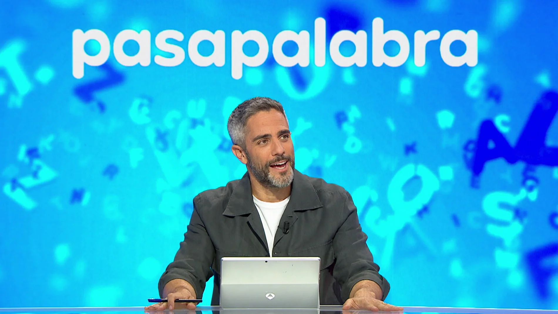 "¡Por favor!": la desesperación de Roberto Leal ante el bloqueo de David y Javier con un tema de Quevedo "¡Por favor!": la desesperación de Roberto Leal ante el bloqueo de David y Javier con un tema de Quevedo
