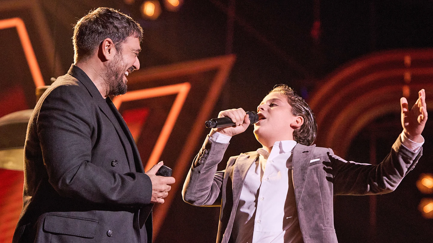 Antonio Orozco y Eduardo en La Voz Kids Antonio Orozco y Eduardo en La Voz Kids