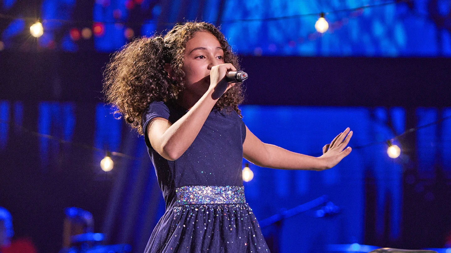 Mia en La Voz Kids Mia en La Voz Kids