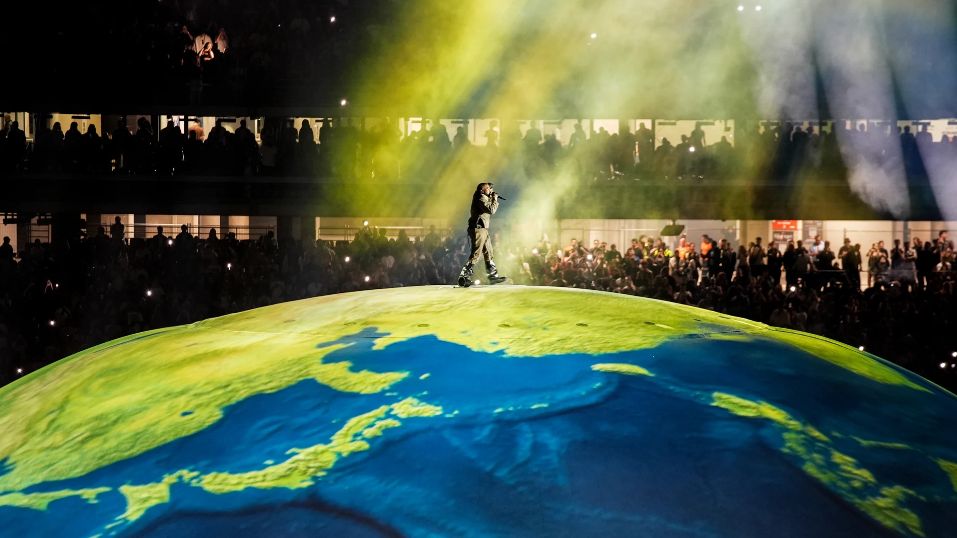 Kanye West en Turquía con su gira 'YE LIVE' Kanye West en Turquía con su gira 'YE LIVE'