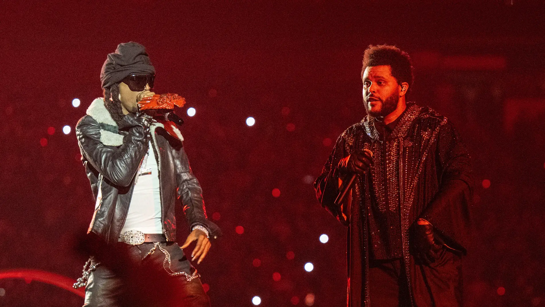 Playboi Carti y The Weeknd sobre el escenario Playboi Carti y The Weeknd sobre el escenario