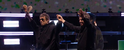 Oasis en su gira de reencuentro en 2025