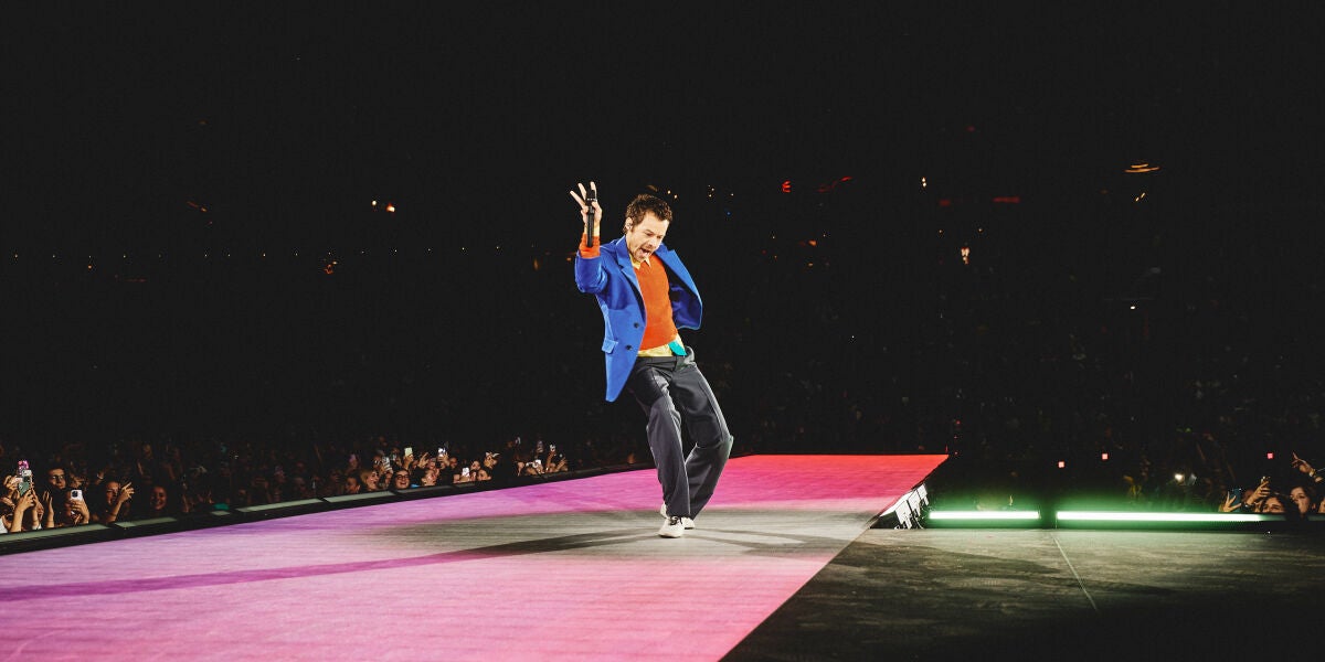 Harry Styles en su concierto en &Aacute;msterdam con la gira 'Together, Together'