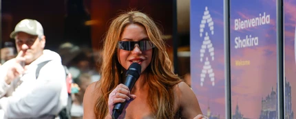 Shakira Shakira