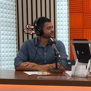¿Quieres a alguien y a la vez no lo soportas? Santos Solano habla de la ambivalencia afectiva ¿Quieres a alguien y a la vez no lo soportas? Santos Solano habla de la ambivalencia afectiva