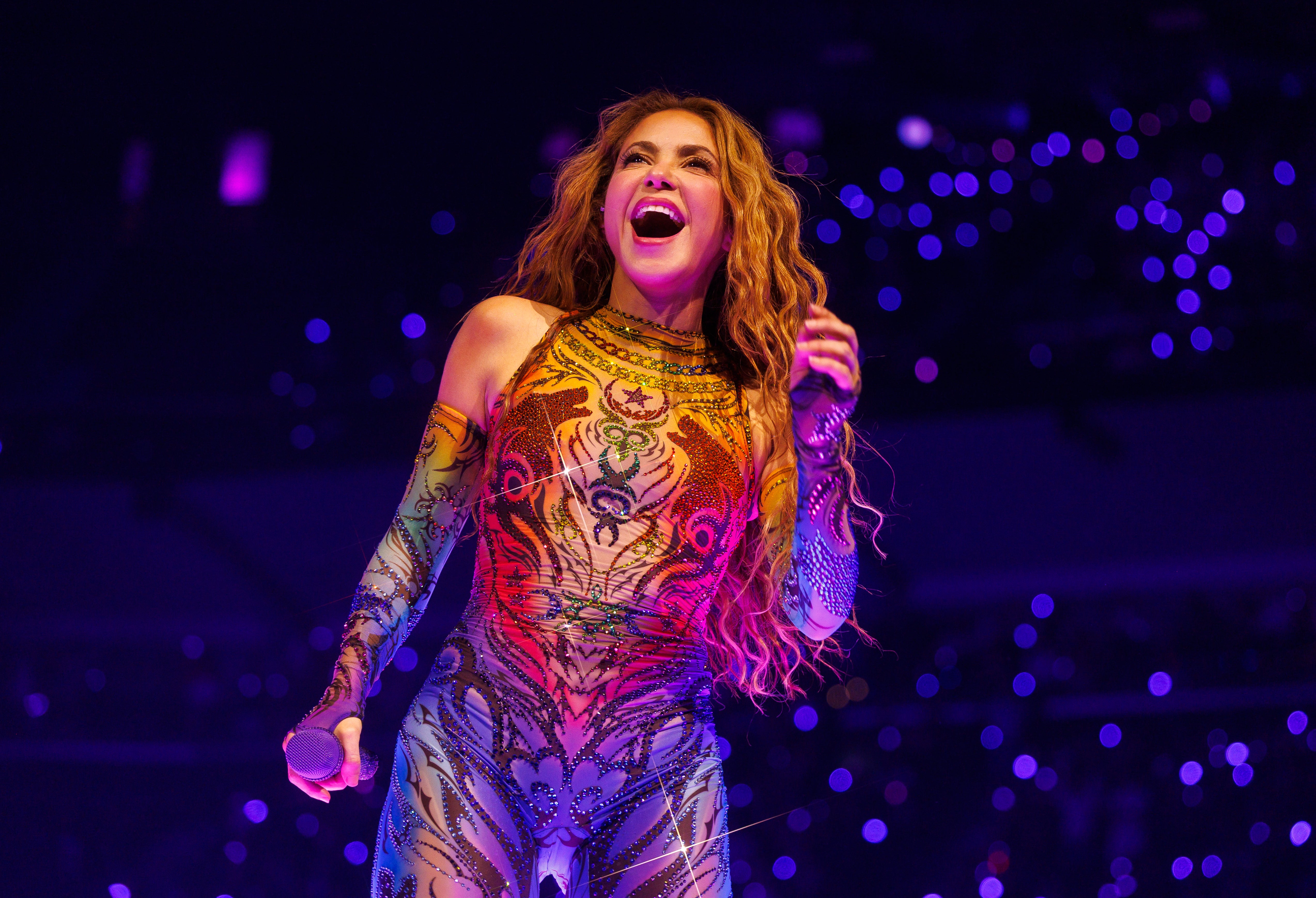 Shakira en California con su gira 'Las Mujeres Ya No Lloran World Tour' Shakira en California con su gira 'Las Mujeres Ya No Lloran World Tour'