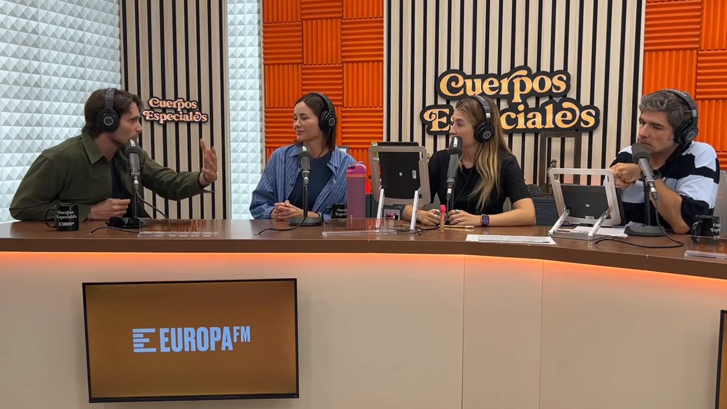 Sergio Mur y Dafne Fernández hablan de red flags de pareja con Eva Soriano y Nacho García Sergio Mur y Dafne Fernández hablan de red flags de pareja con Eva Soriano y Nacho García