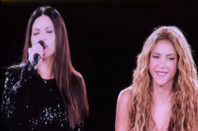 Laura Pausini y Shakira, en el tercer concierto de Shakira en Madrid. Laura Pausini y Shakira, en el tercer concierto de Shakira en Madrid.