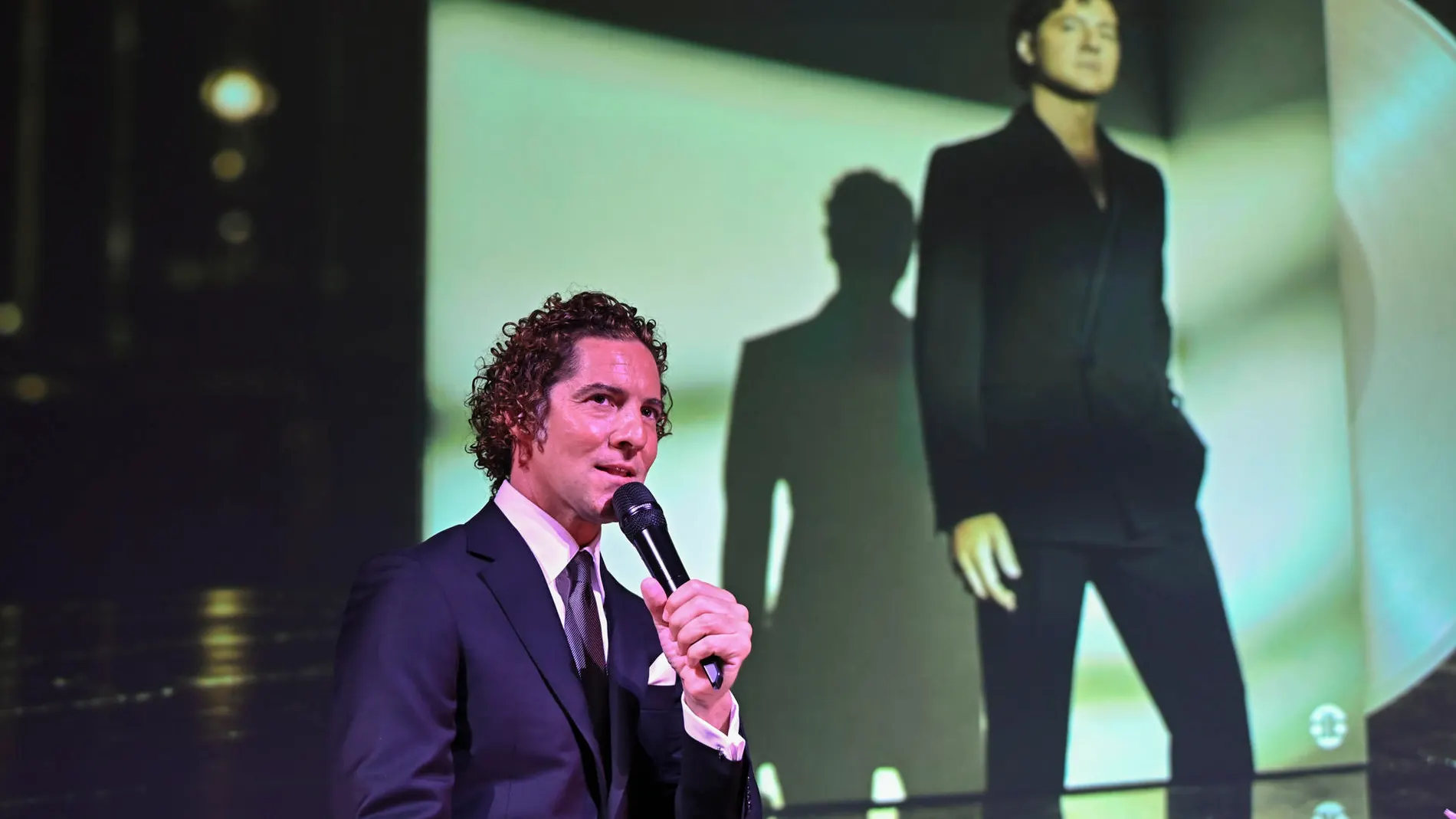 David Bisbal, en la presentación del disco Eternos. David Bisbal, en la presentación del disco Eternos.