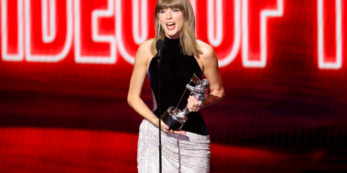 Taylor Swift supera a Beyonc&eacute; como la artista m&aacute;s premiada de los MTV VMAs