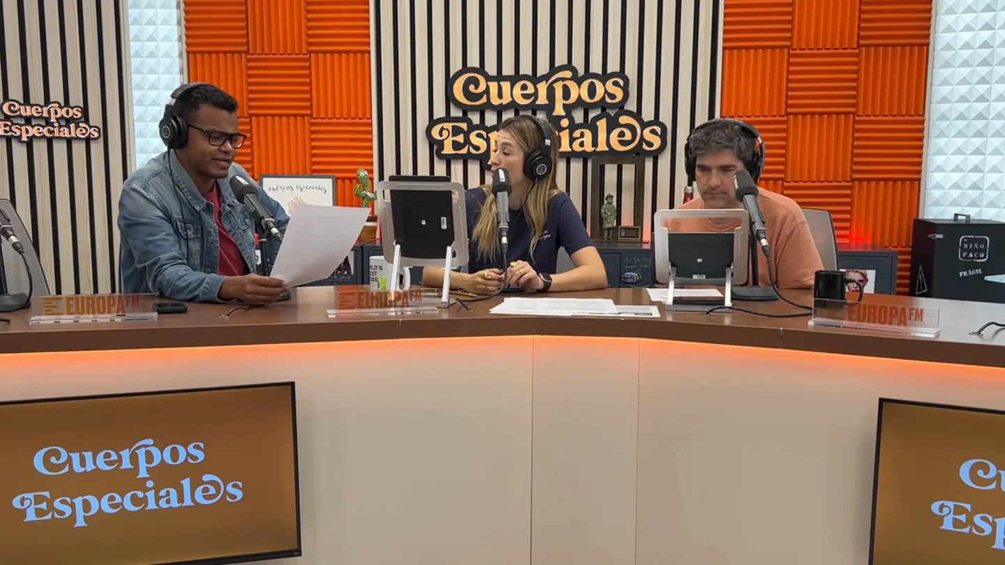 Arturo Paniagua se prepara (y nos prepara) para el tercer disco de Arde Bogotá Arturo Paniagua se prepara (y nos prepara) para el tercer disco de Arde Bogotá