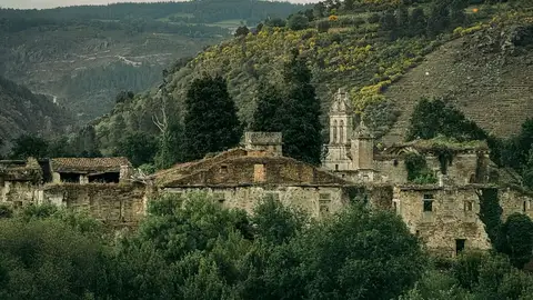 Pueblo abandonado Pueblo abandonado