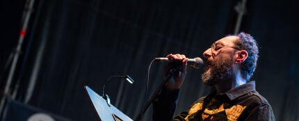 Los Planetas en concierto en 2019