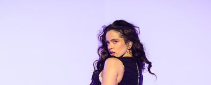 Rosal&iacute;a, durante uno de los conciertos de LUX TOUR 2026