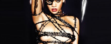 Rihanna en la portada de Russian Roulette Rihanna en la portada de Russian Roulette