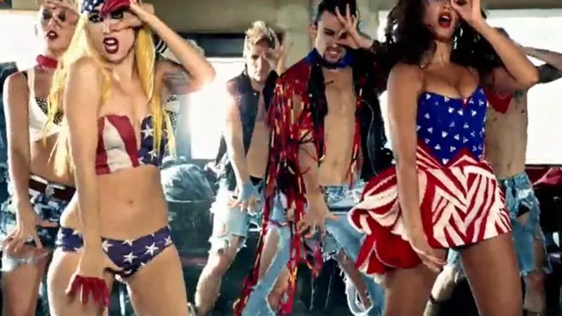 lady gaga beyonce video cap telephone