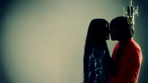 00111 00111