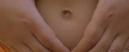 Imagen de un ombligo humano Imagen de un ombligo humano