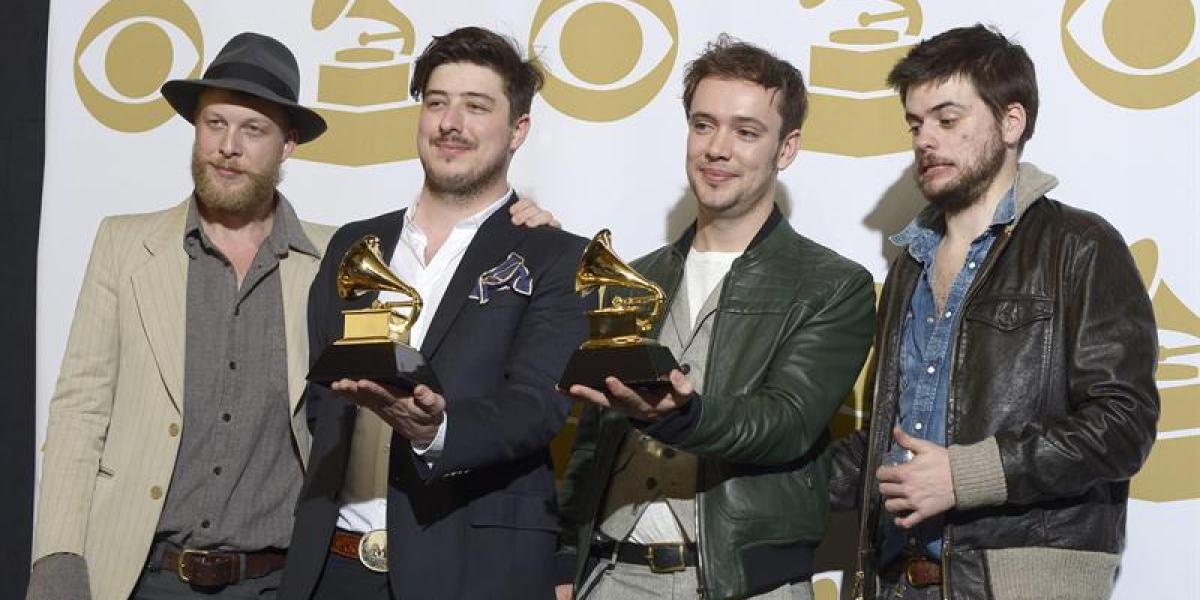 Mumford & Sons, ganadores del Grammy a mejor álbum