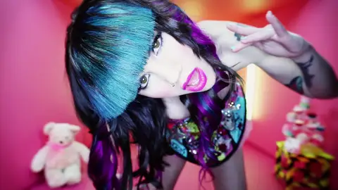Angy en su nuevo videoclip Angy en su nuevo videoclip