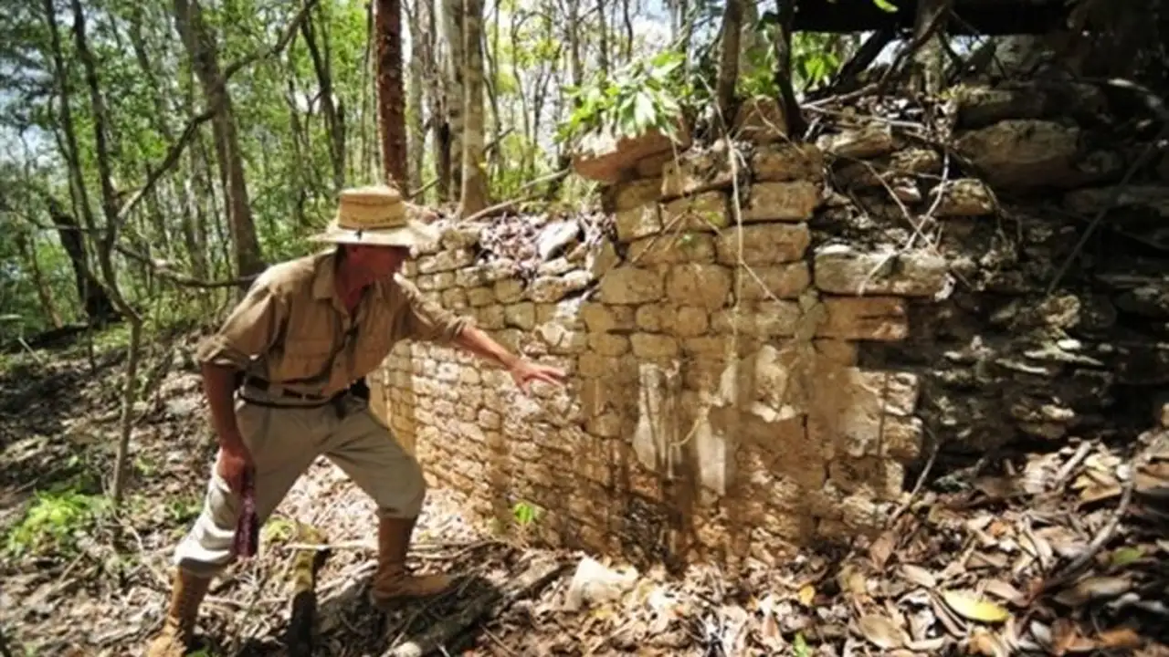 Descubren una ciudad perdida maya Descubren una ciudad perdida maya