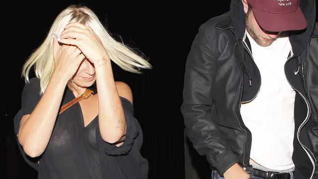 Robert Pattinson pillado junto a la cantante Sia Furler en Los Ángeles