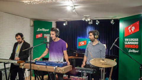 Bravo Fisher versiona Video Games de Lana del rey