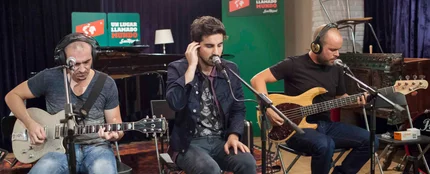 Cyan canta Solo es una herida en ULLM Cyan canta Solo es una herida en ULLM