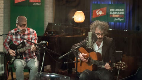 Le&oacute;n Benavente interpreta Todos contra todos