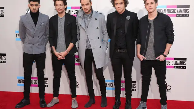 One Direction se combinaron en negro y gris